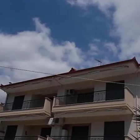 Psakoudia Apartments * Psakoudia